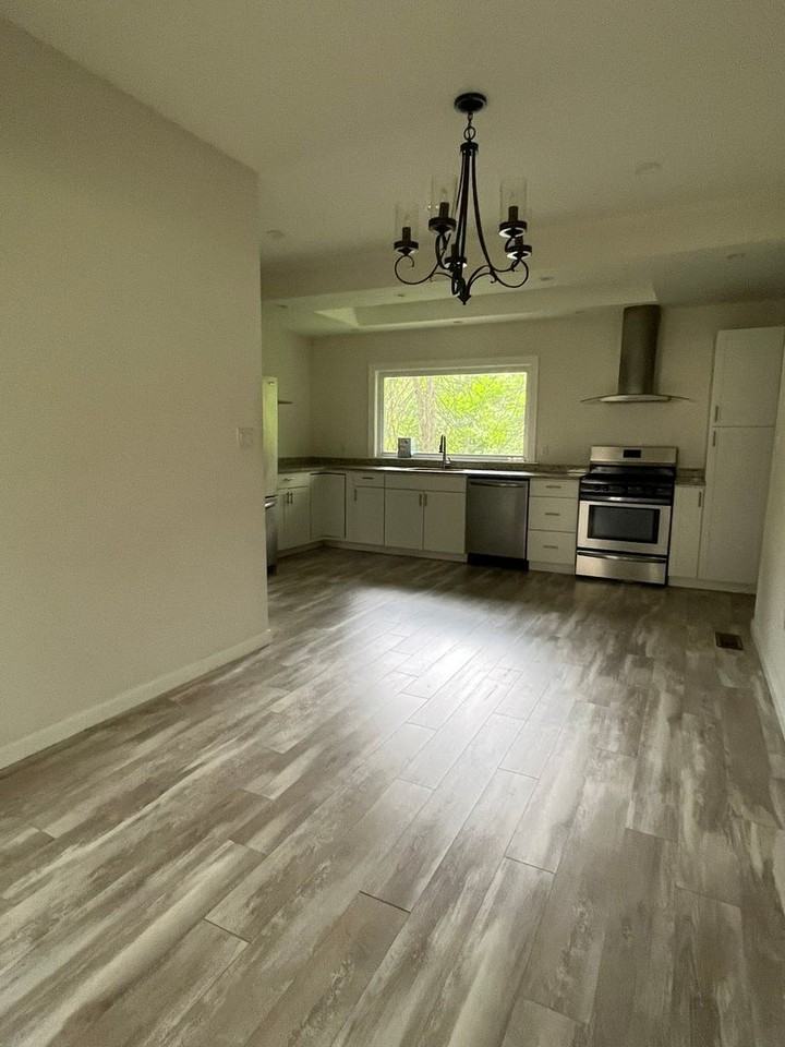 8940 Harmony Dr - Photo 7 of 15
