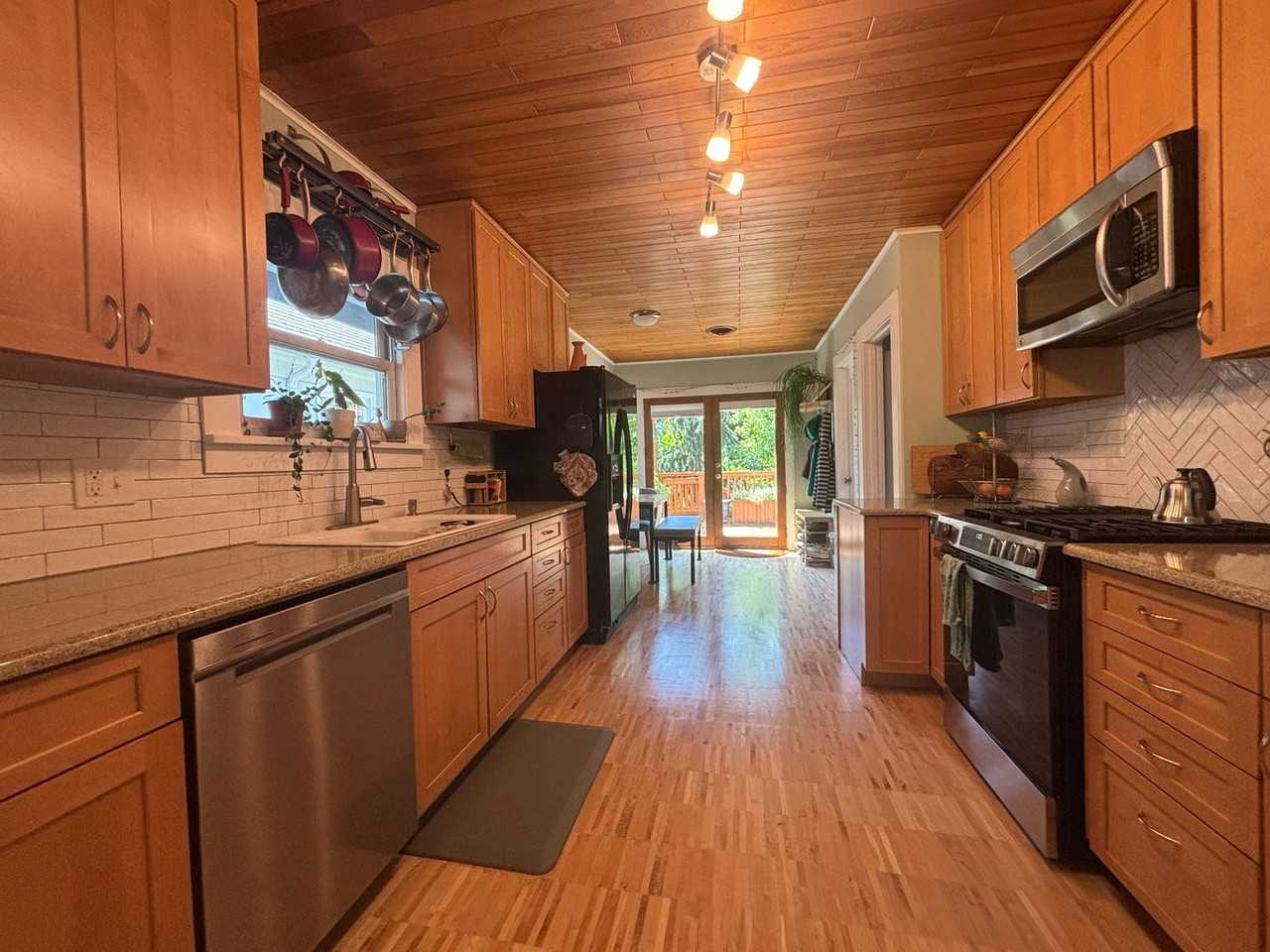 3521 S Ferdinand St - Photo 7 of 43