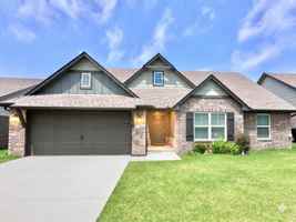 featured image of 3706 S 13th Pl