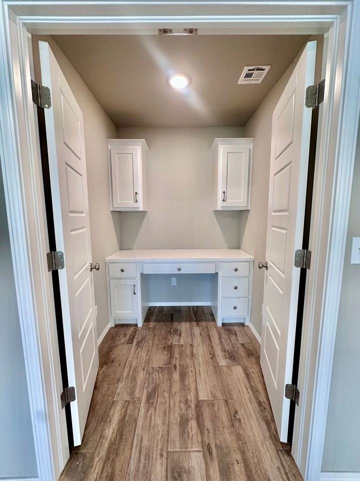 3706 S 13th Pl - Photo 5 of 22