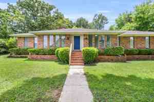 featured image of 1315 Ruffwood Rd