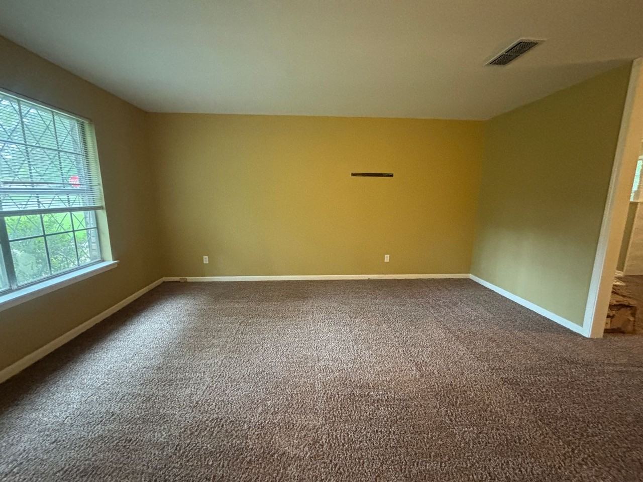 9425 Shartel Dr - Photo 3 of 15