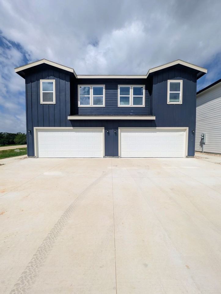 3501 E Renfro St #601