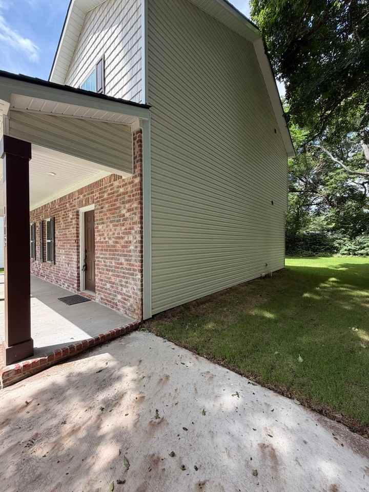 1713 Golf Club Ln Nw - Photo 2 of 37