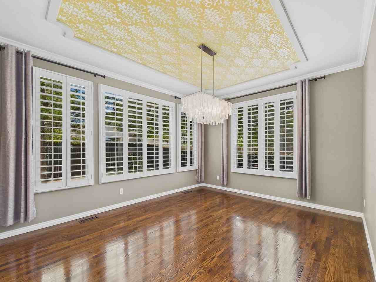 11672 E Berry Ave - Photo 3 of 44