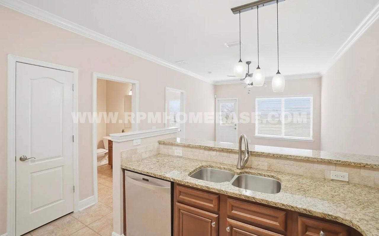 2176 Hadleigh Hills Ct - Photo 5 of 24