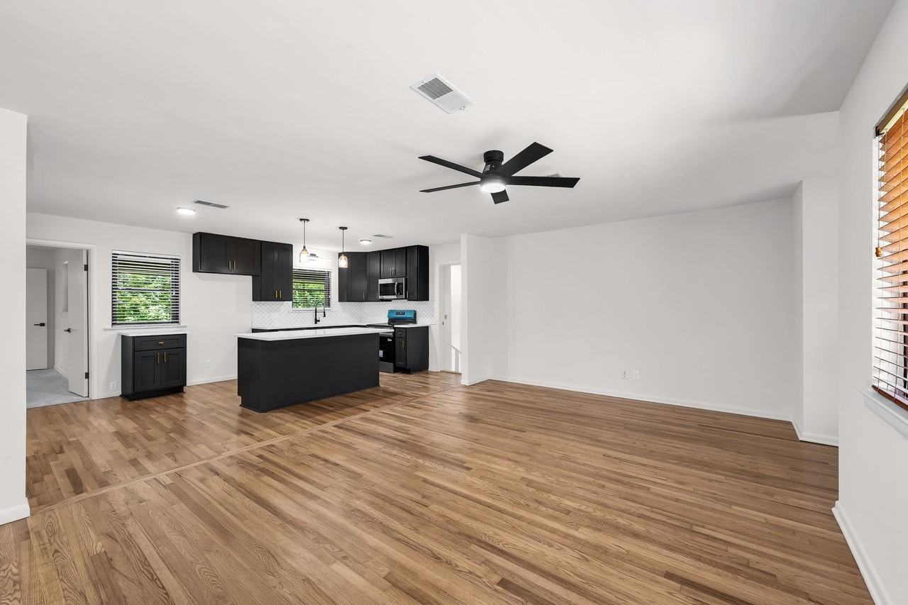 1414 S West Ave - Photo 7 of 30