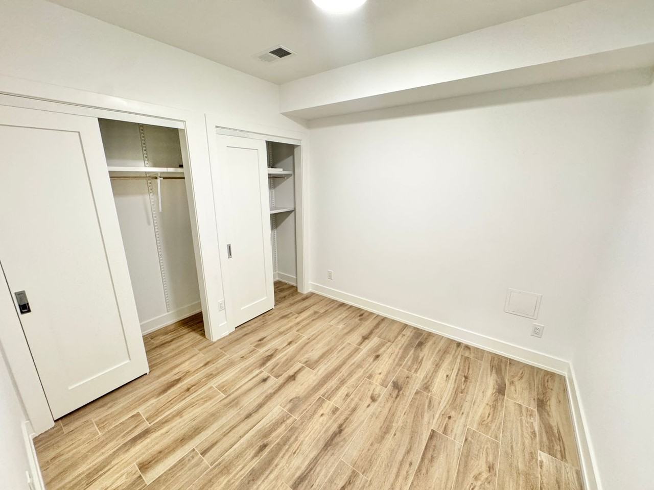 2217 40th Pl Nw - Photo 5 of 16