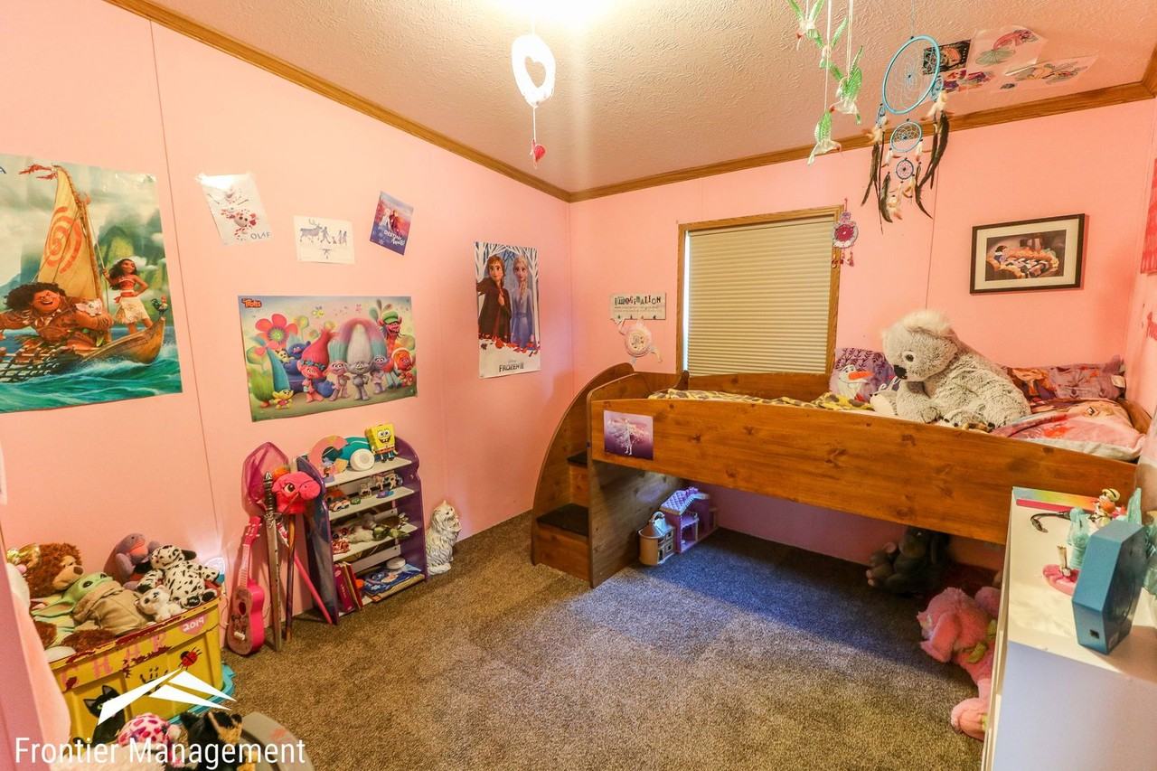 120 9th St - Photo 6 of 14