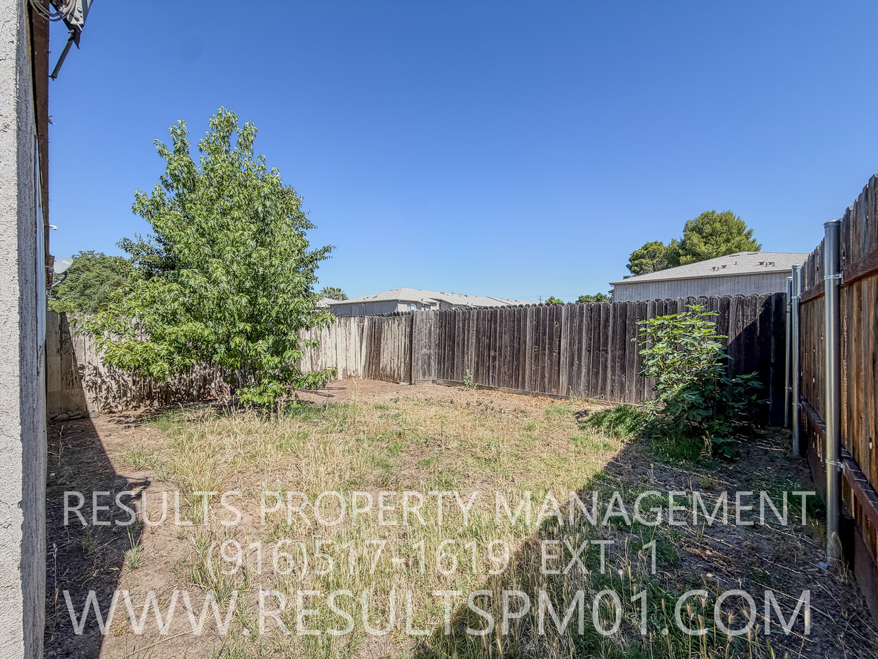 5123 Shell St - Photo 2 of 19