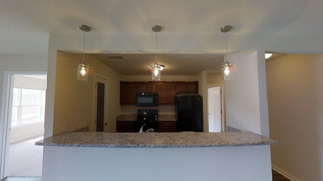 720 Cedar Bluffs Way - Photo 2 of 7