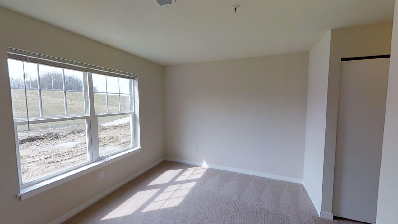 720 Cedar Bluffs Way - Photo 5 of 7