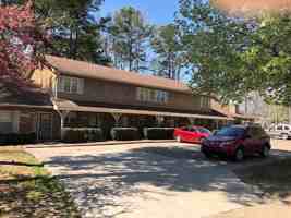 featured image of 2306 Northeastern Ave