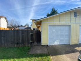 922 N Cloverleaf Loop - Photo 1 of 1