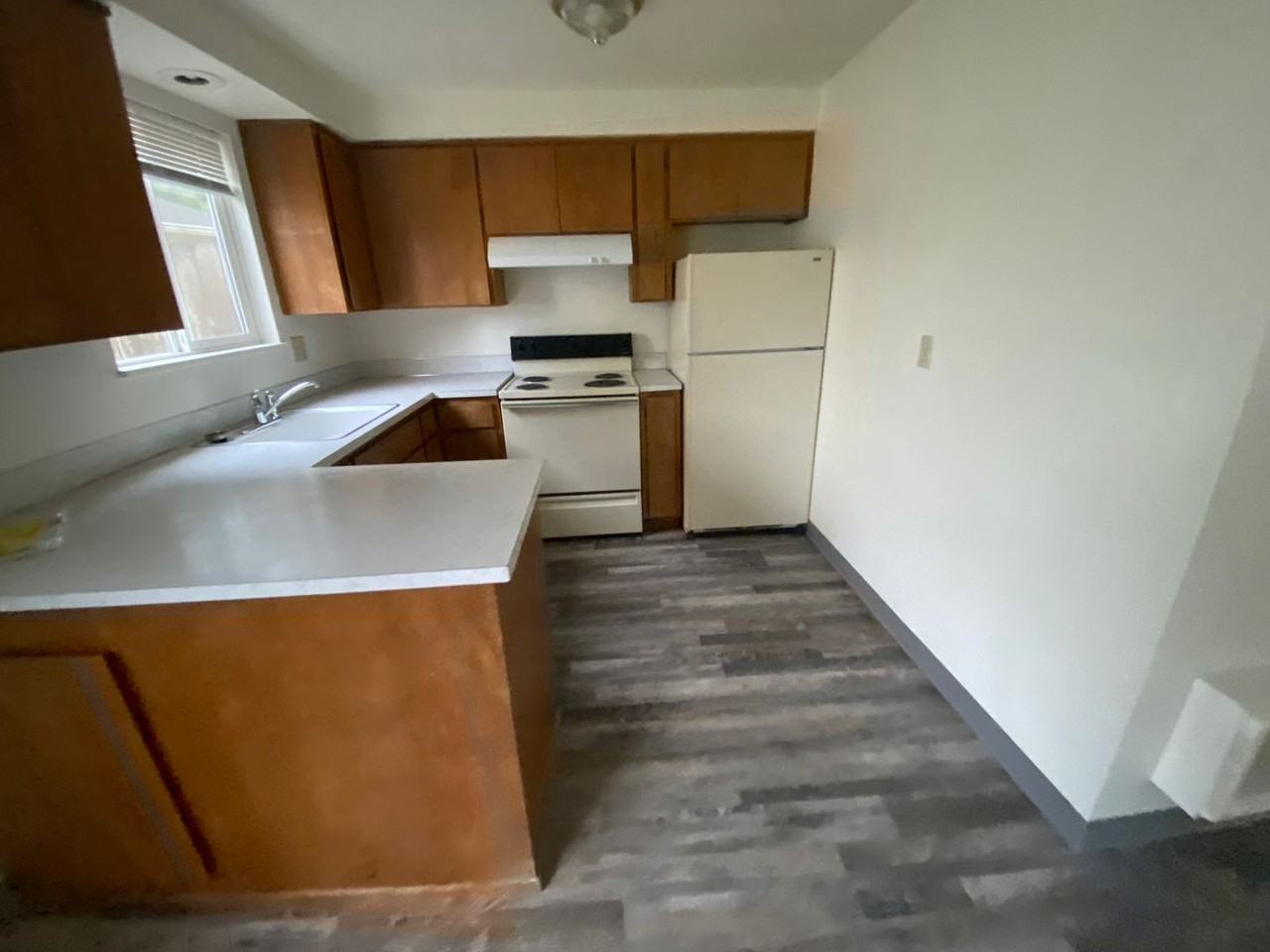 922 N Cloverleaf Loop - Photo 4 of 9
