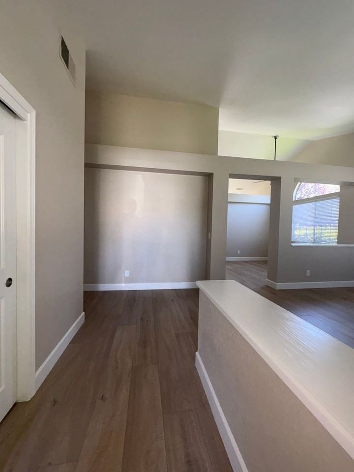 798 Shannon Dr - Photo 5 of 34