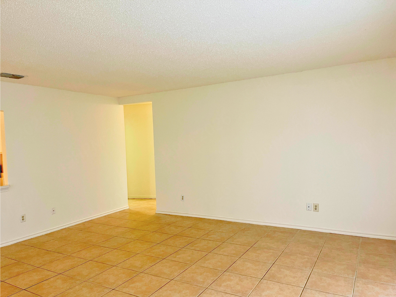 8206 Longhorn Ridge Dr - Photo 4 of 17