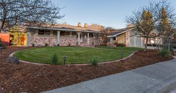 featured image of 2572 Rollingwood Dr