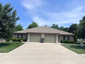 145 Se Rose Garden Ln - Photo 1 of 1