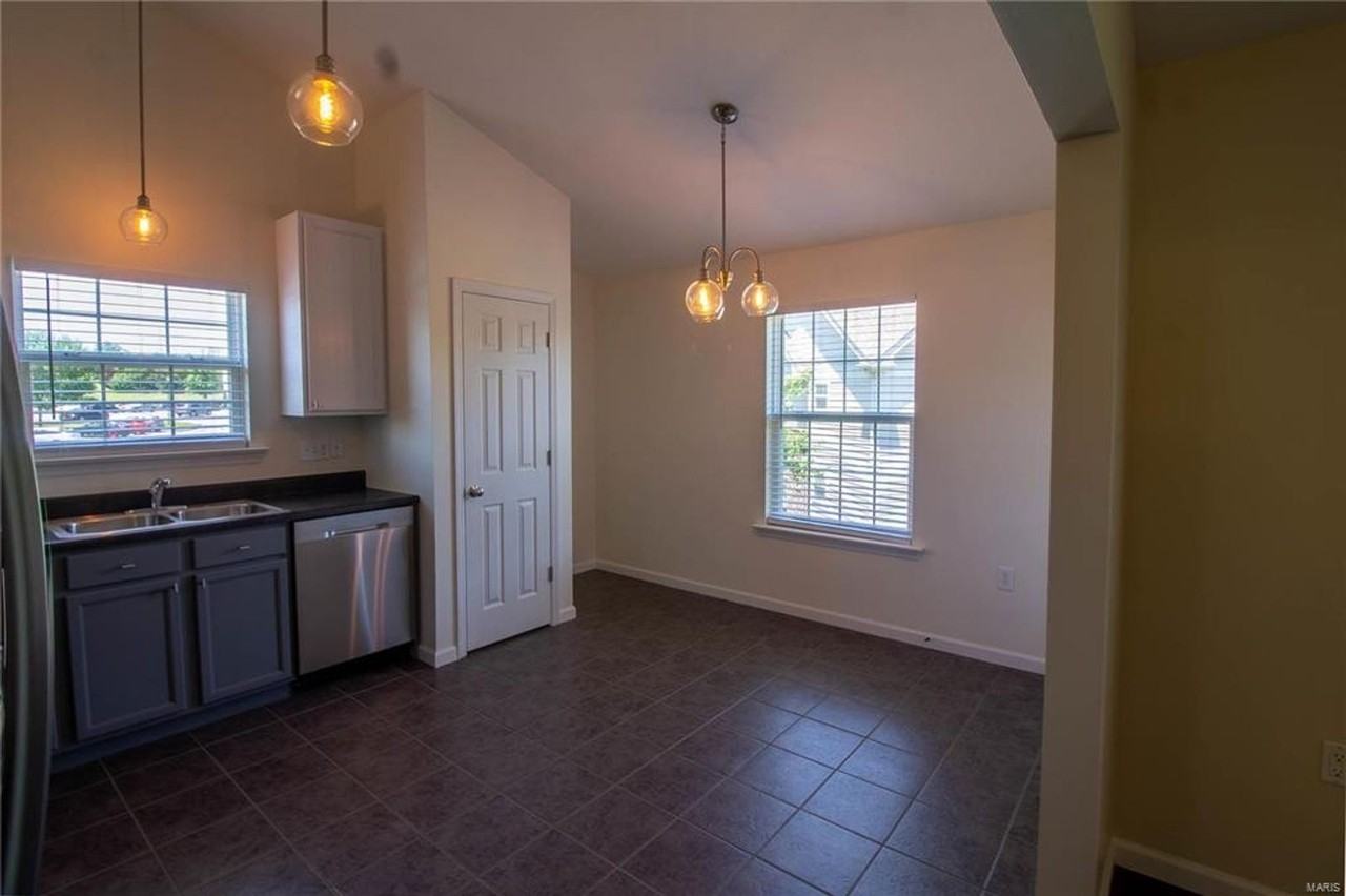 1832 Piedmont Cir - Photo 4 of 12