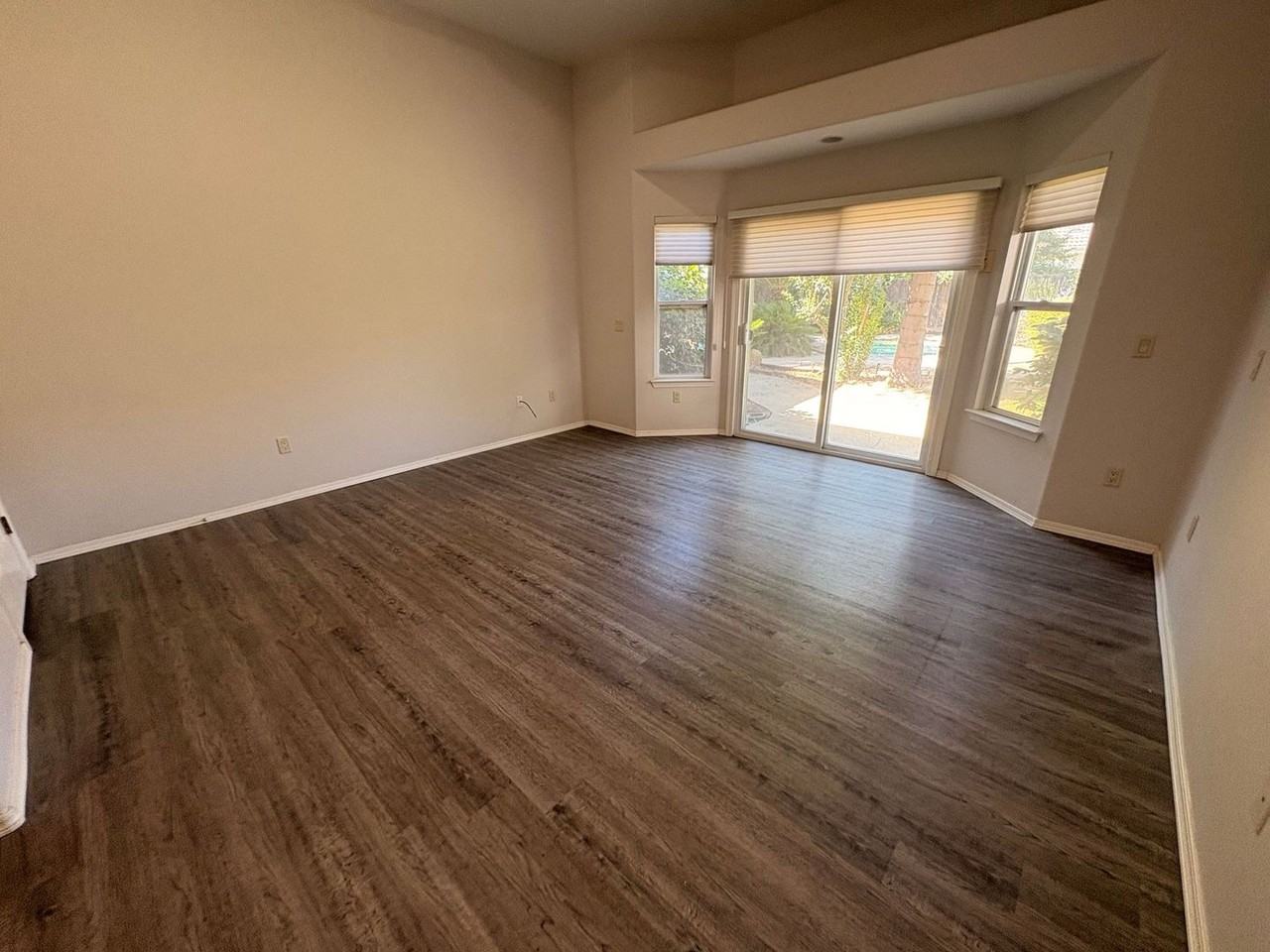 5120 W Vine Ct - Photo 6 of 12