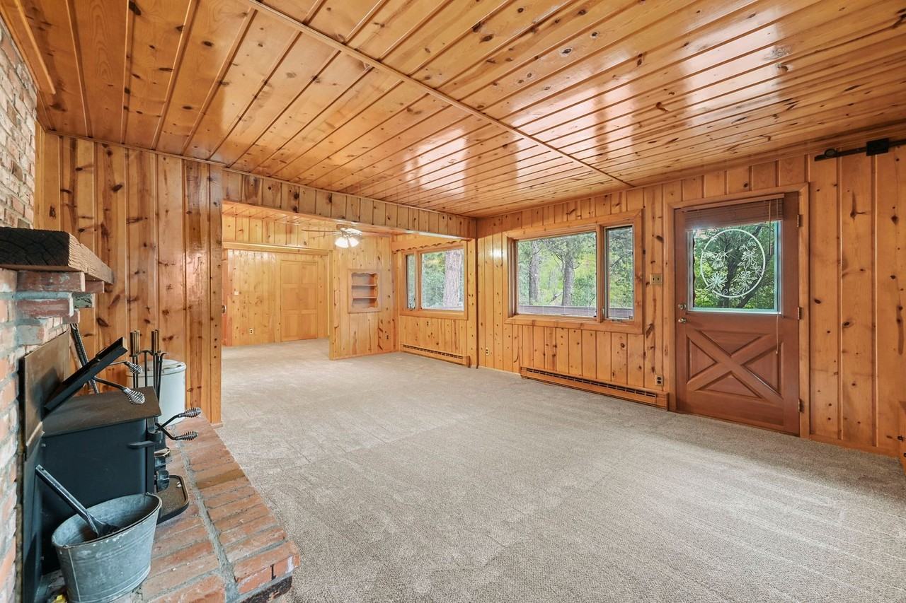 6230 Sand Gulch Rd - Photo 4 of 30