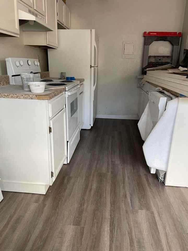 349 Gahart Dr - Photo 5 of 13