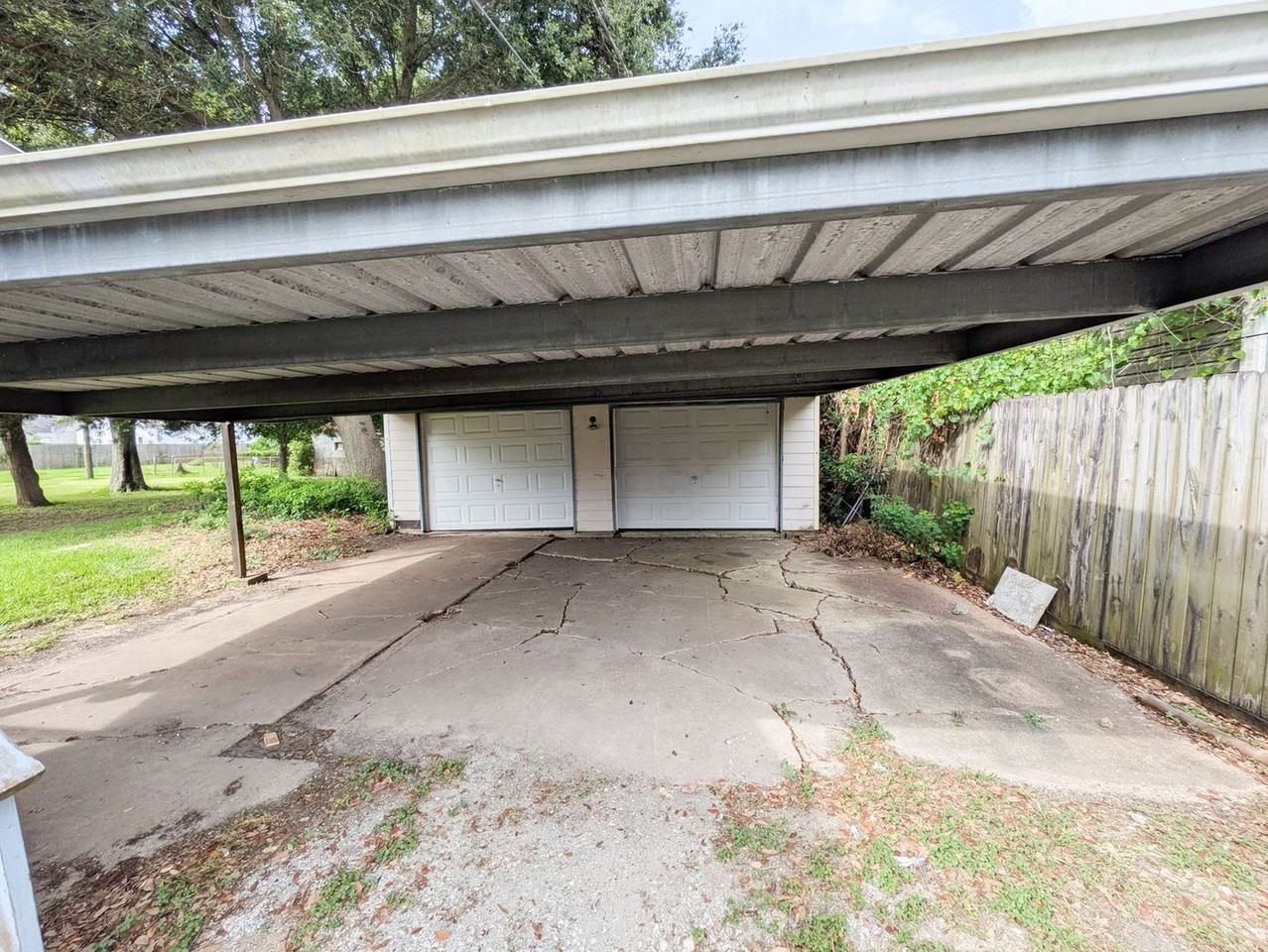 3801 Stuart Ave - Photo 3 of 13