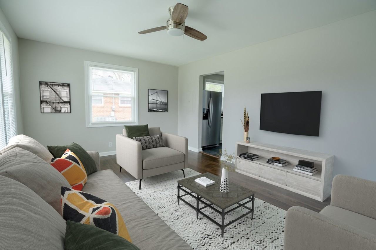 3914 Creekside Dr - Photo 4 of 24