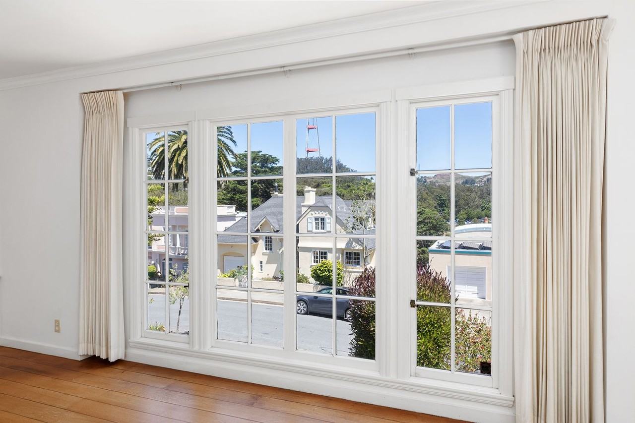 80 Castenada Ave - Photo 5 of 46