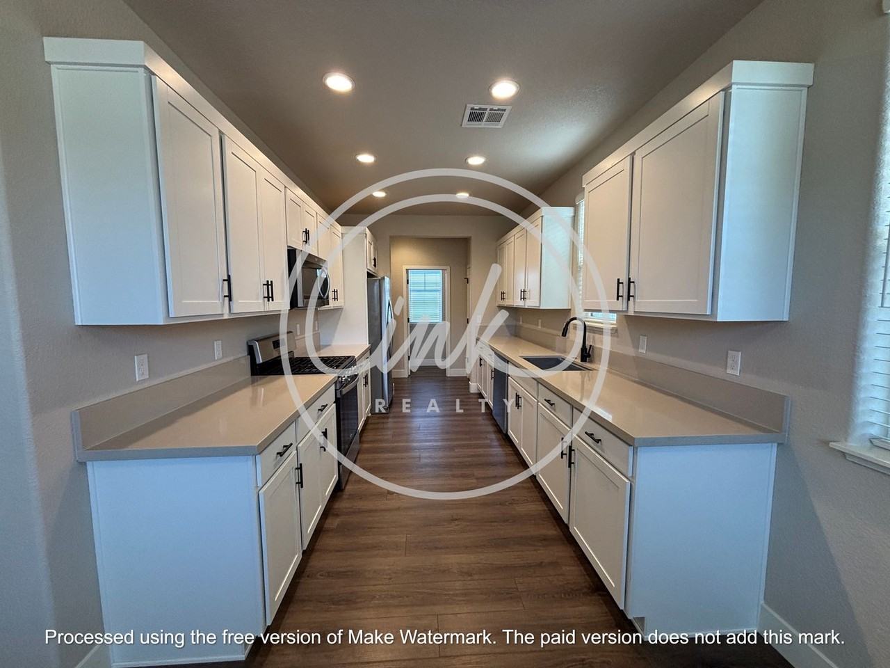 306 Cattail Cir - Photo 5 of 25