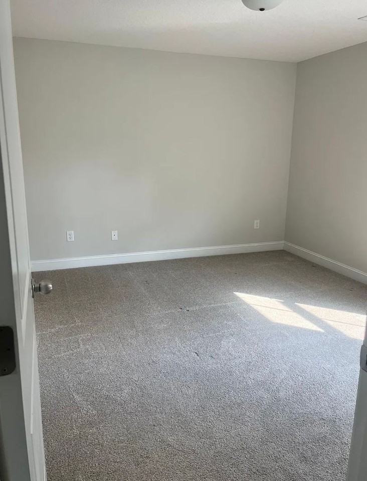 627 Fairview Cir - Photo 7 of 13