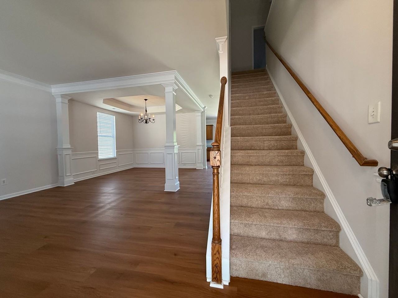 3700 Herkimer Dr - Photo 6 of 34