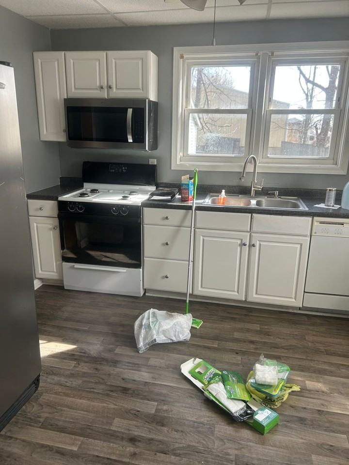 501 W Lincoln Ave - Photo 4 of 10