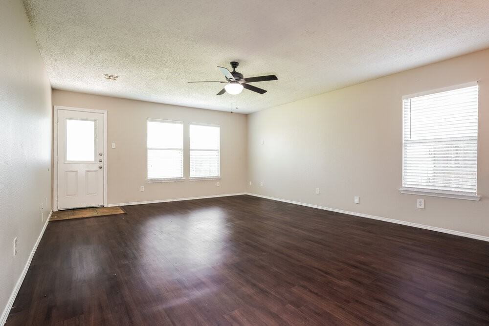 8413 Canvasback Ln - Photo 4 of 16