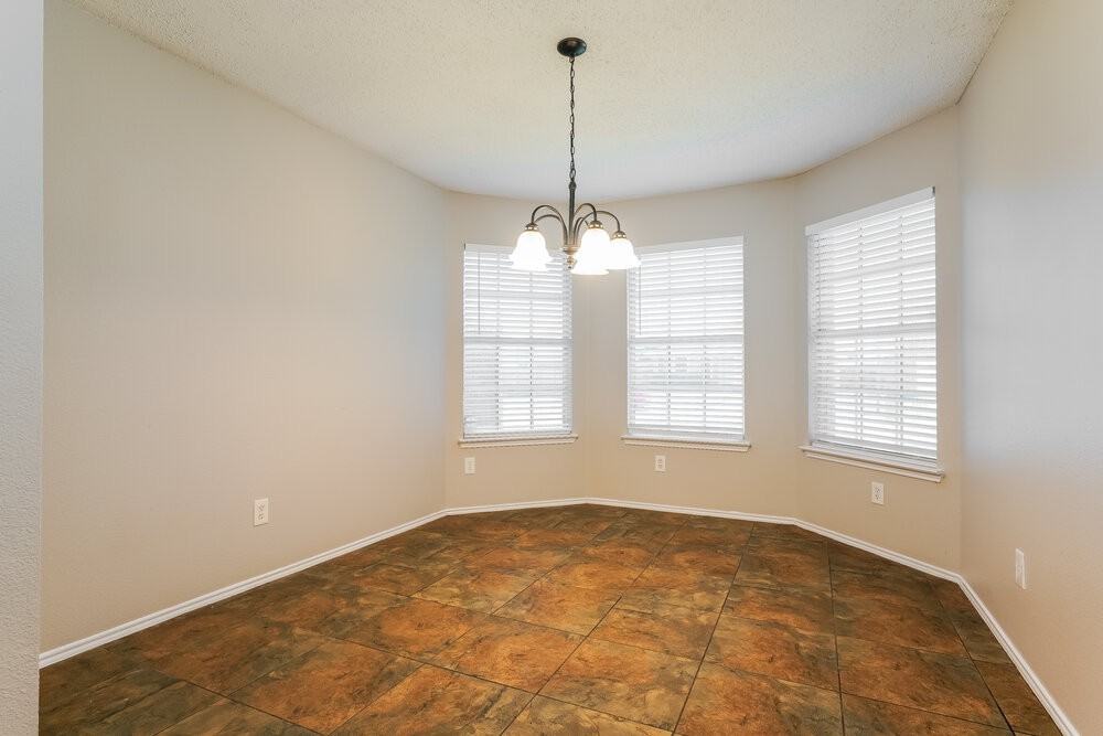8413 Canvasback Ln - Photo 6 of 16