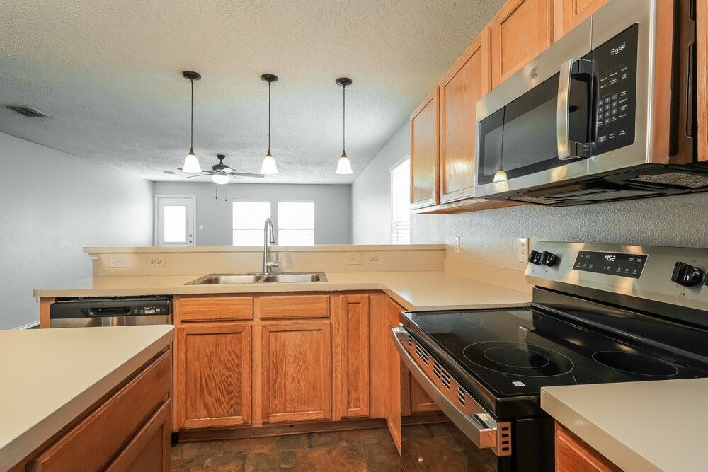 8413 Canvasback Ln - Photo 7 of 16