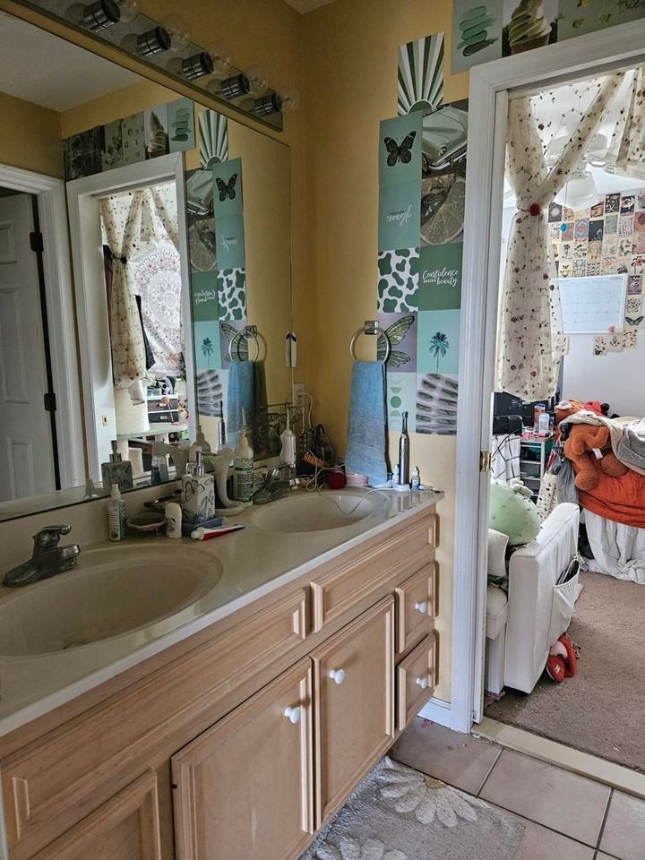 188 Birchtree Ct - Photo 7 of 9