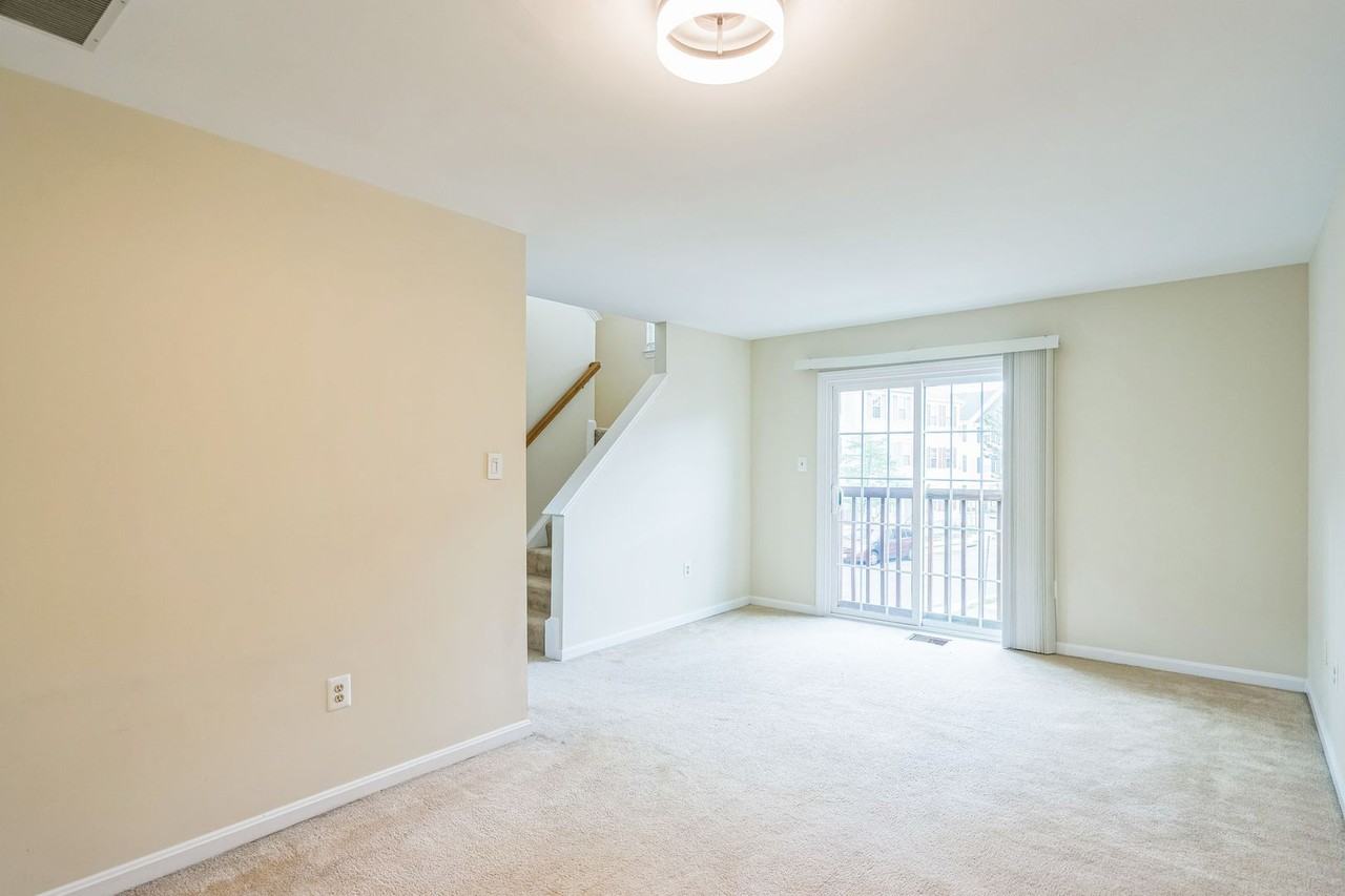 46051 Marble Ter - Photo 5 of 19