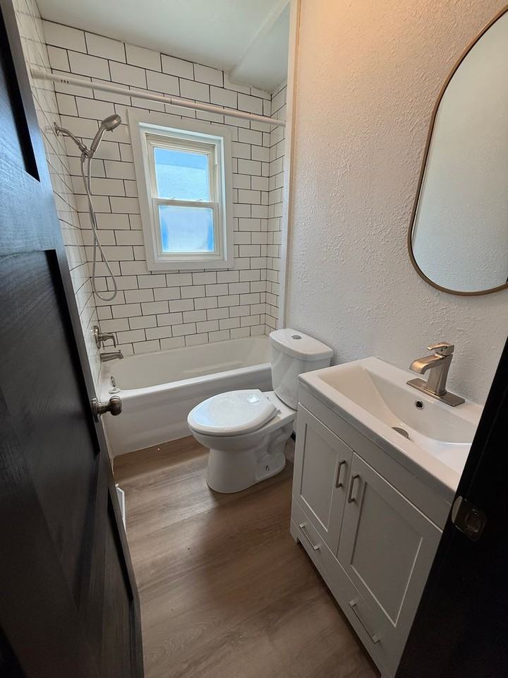 1112 S 28th St - Photo 7 of 11