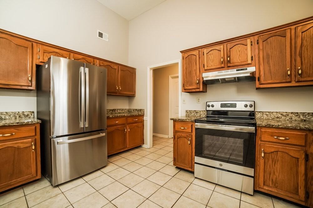 5618 Heather View Dr - Photo 7 of 16