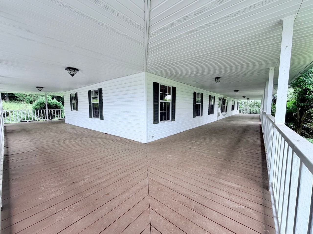 3081 Highway 81 S - Photo 7 of 26