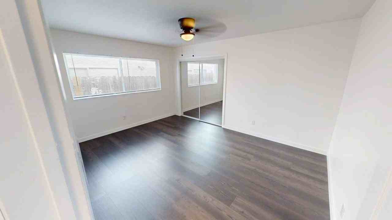 1486 15th St - Photo 4 of 5