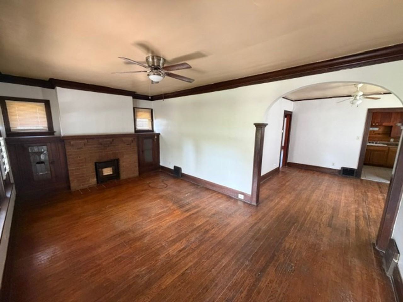 3376 W 95th St - Photo 2 of 12