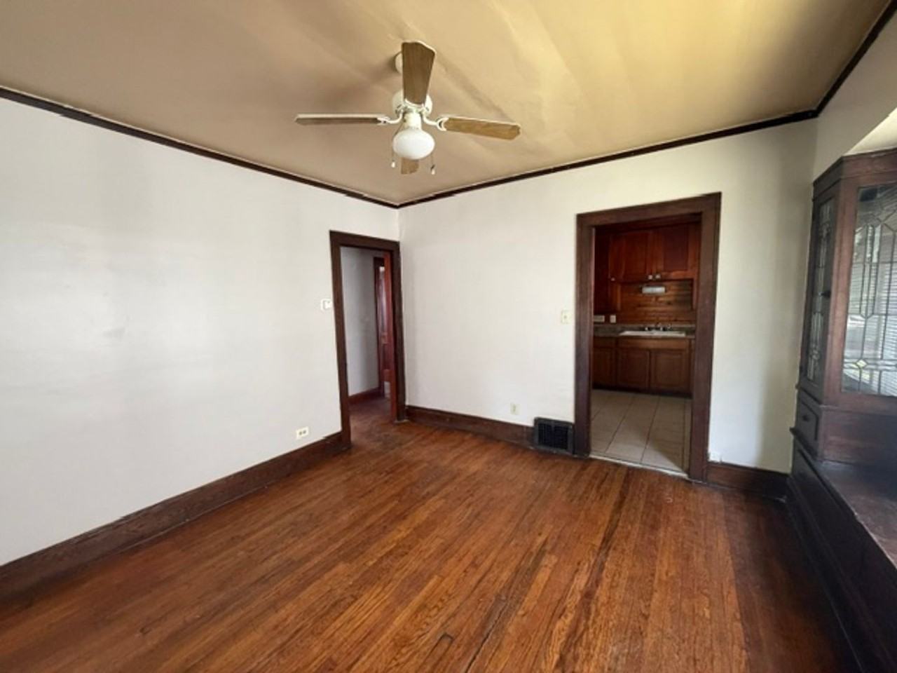 3376 W 95th St - Photo 4 of 12