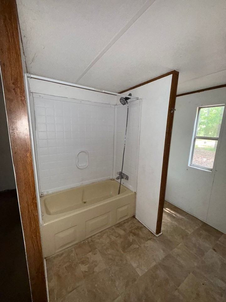 125 County Road 371 - Photo 4 of 12