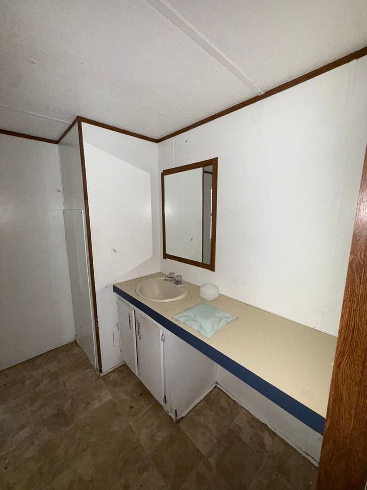 125 County Road 371 - Photo 5 of 12