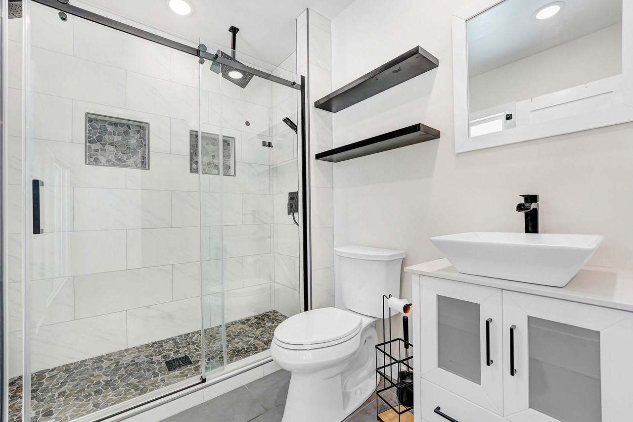 13143 Bloomfield St - Photo 6 of 15