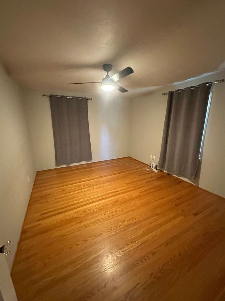 1228 Brady Ave - Photo 5 of 11