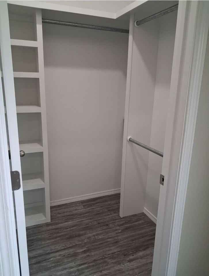 320 N Avenue B - Photo 5 of 7